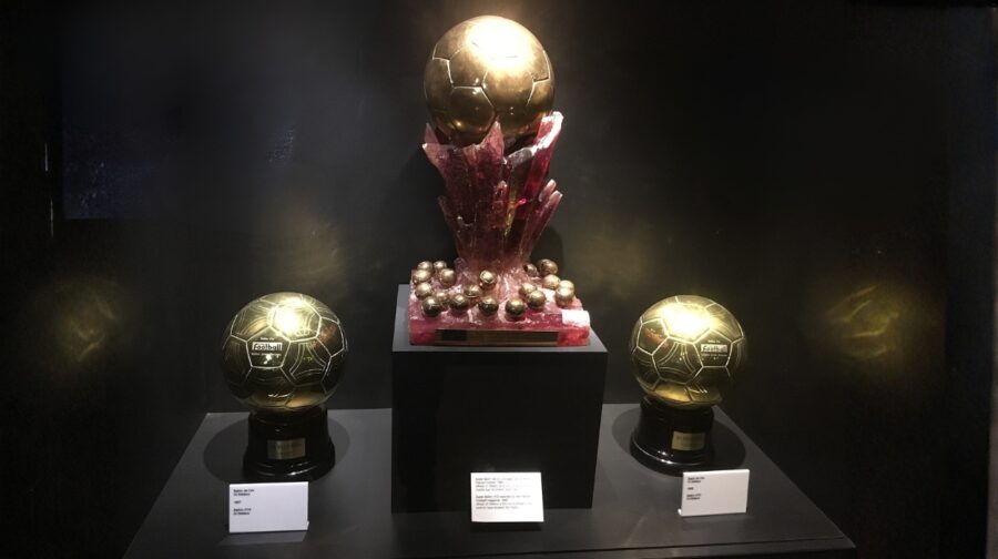 super ballon d'or trophee